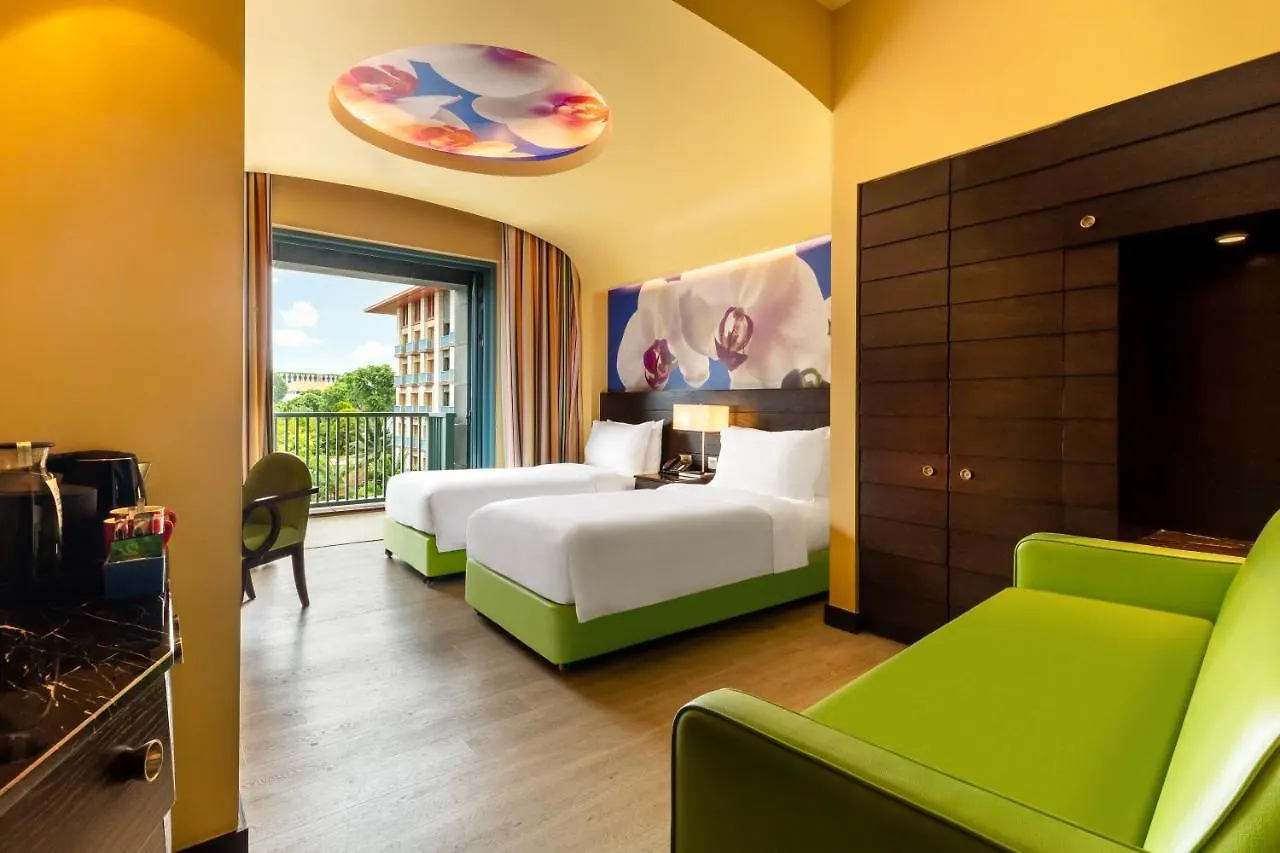 Resorts World Sentosa - Festive Hotel Singapour